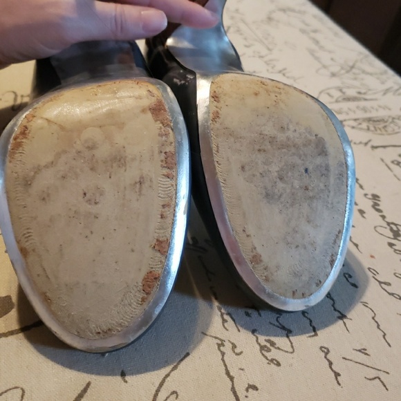 Heals - Picture 6 of 7